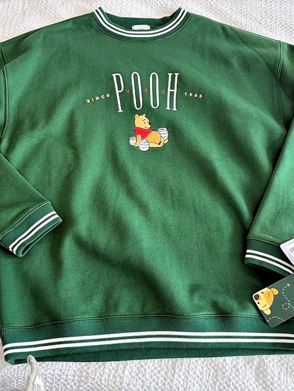 Disney Winnie the Pooh Pullover Sweatshirt Green Sweatshirt Size Large NWT